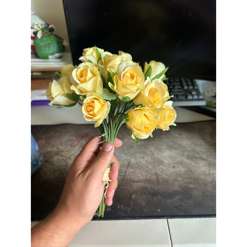 Artificial Roses Yellow Floral Bouquet Faux Silk Flowers‎ Decor